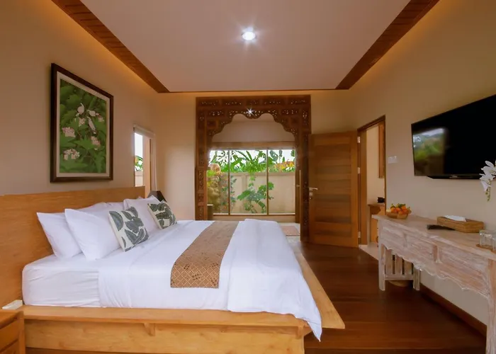 Villa Lucky House *