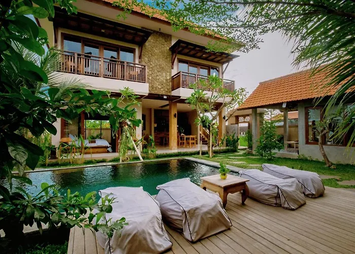 Villa Lucky House *