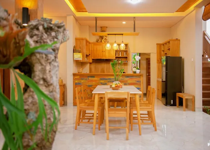 Lucky House Villa