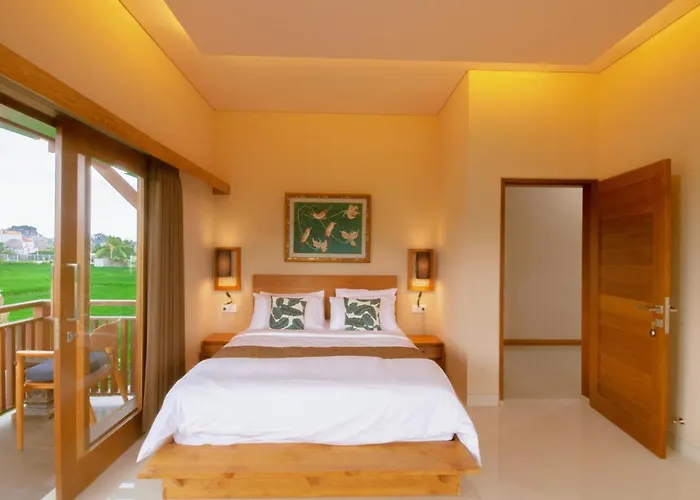Villa Lucky House *